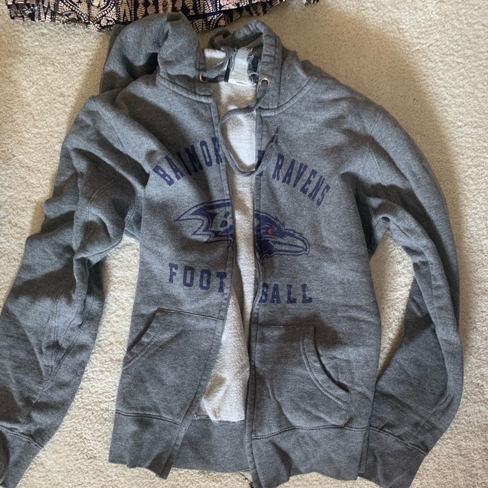 Baltimore Ravens zip up